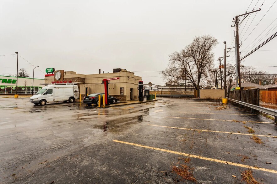 More Photos Of 224 E 103rd St, Chicago Fast Food For Sale