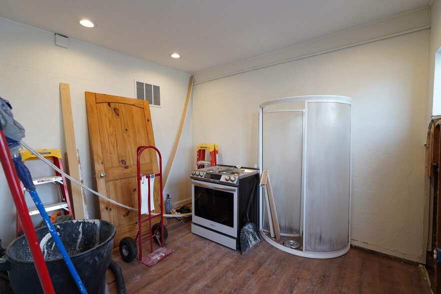 More Photos Of 428 1st Ave W, Kalispell Office For Sale