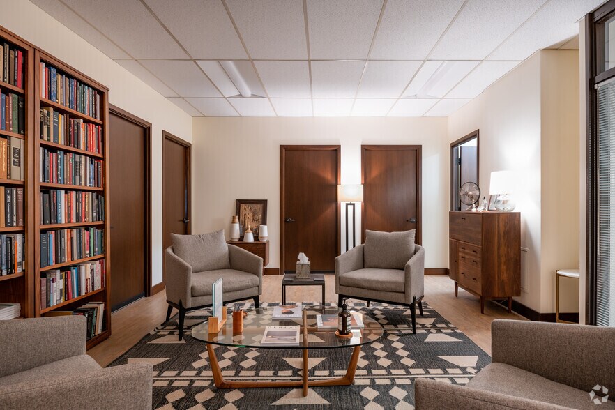 More Photos Of 1904 3rd Ave, Seattle Office For Lease