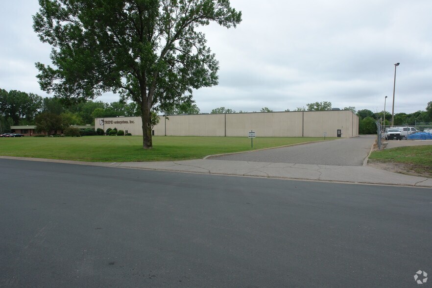 More Photos Of 300 SW 9th Ave, New Brighton Warehouse For Sale