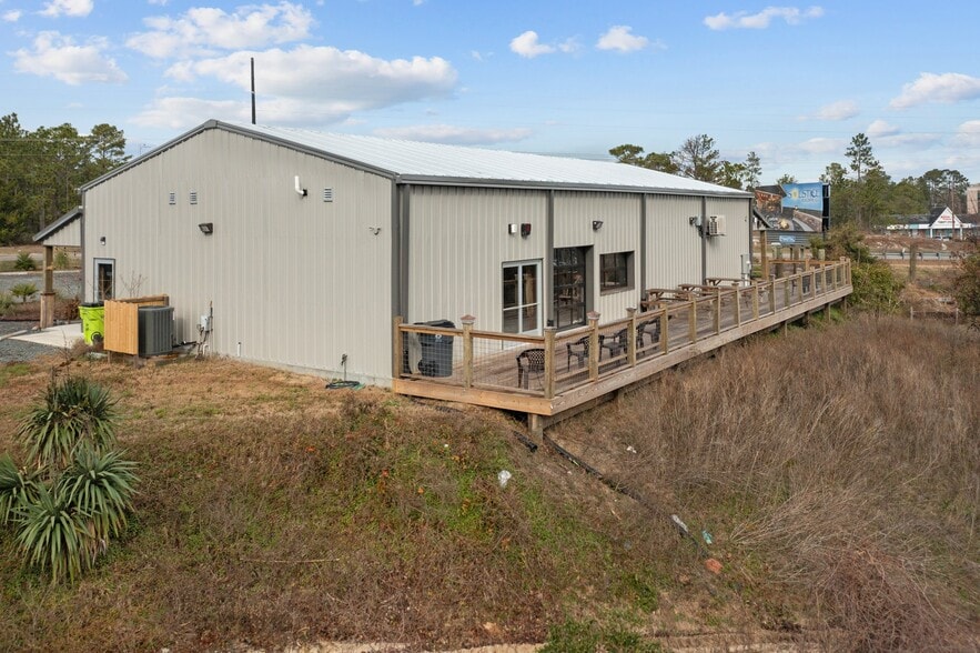 More Photos Of 4810 Long Beach Rd SE, Southport General Retail For Sale