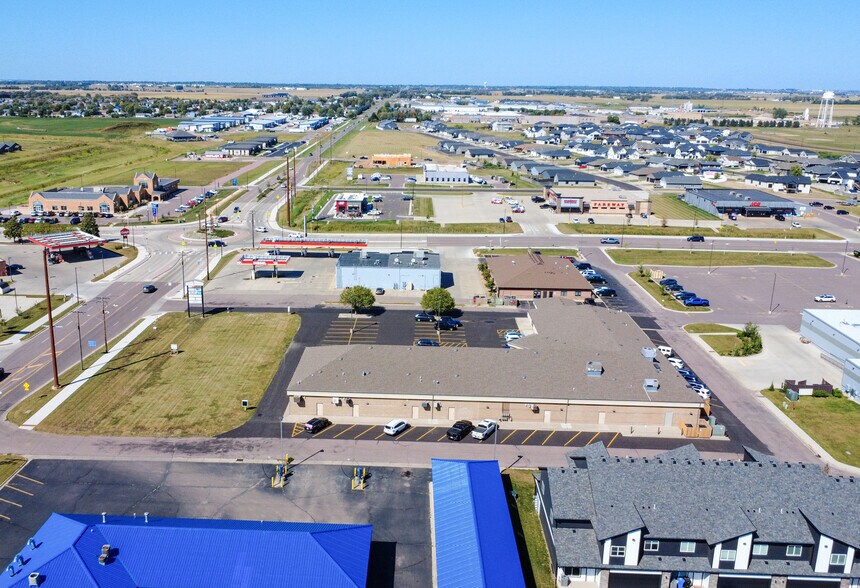 More Photos Of 220 S Cliff Ave, Harrisburg Storefront Retail Office For Lease