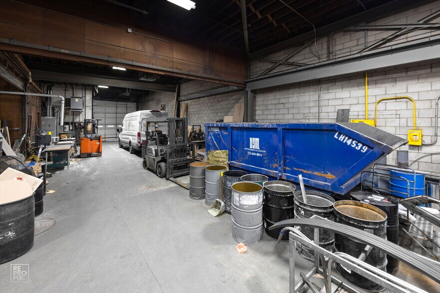 More Photos Of 2444 N Pulaski Rd, Chicago Warehouse For Sale