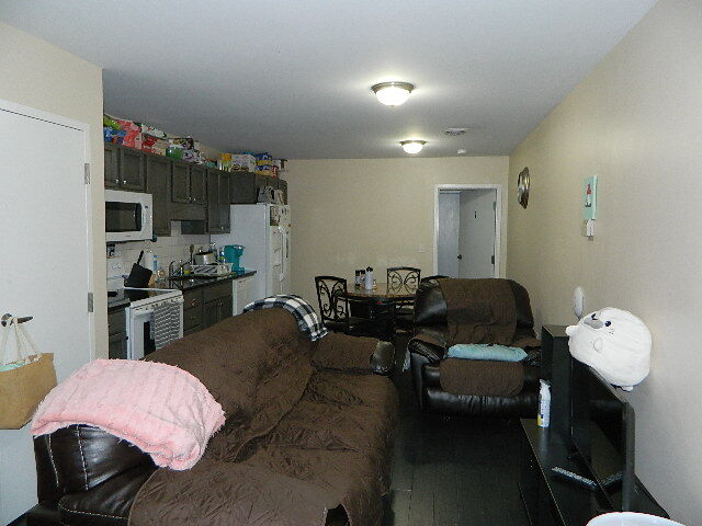 More Photos Of 1046 Terrace Dr, Marion Flex For Sale