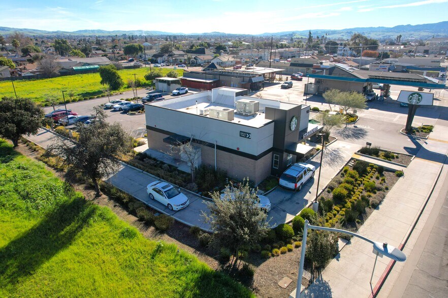 More Photos Of 111 San Felipe Rd, Hollister Restaurant For Sale