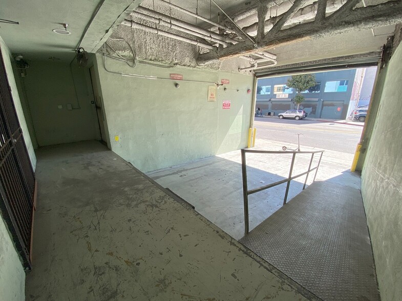 More Photos Of 1011 S Los Angeles St, Los Angeles Loft Creative Space For Lease