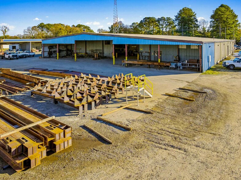 More Photos Of 314 W Broad St, Murfreesboro Distribution For Sale