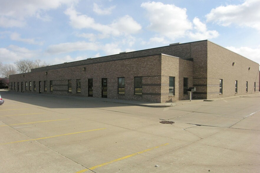 1290012934 E Ten Mile Rd, Warren, MI 48089 Industrial For Lease