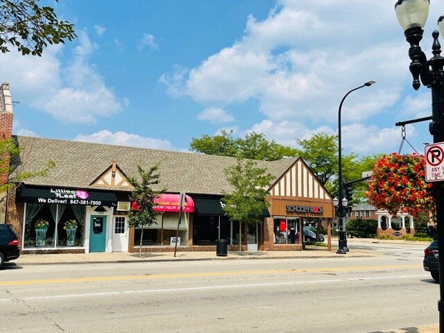 More Photos Of 100-118 W Main St, Barrington Storefront For Sale