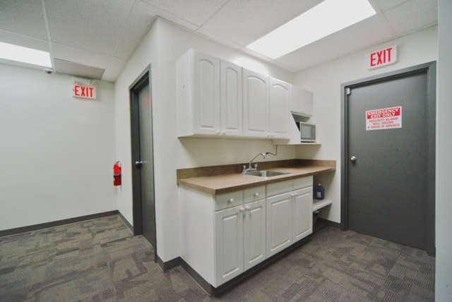 More Photos Of 1431 40th Ave NE, Calgary Light Distribution For Sale