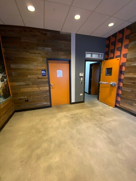 More Photos Of 9690 Dallas St, Commerce City Warehouse For Sale