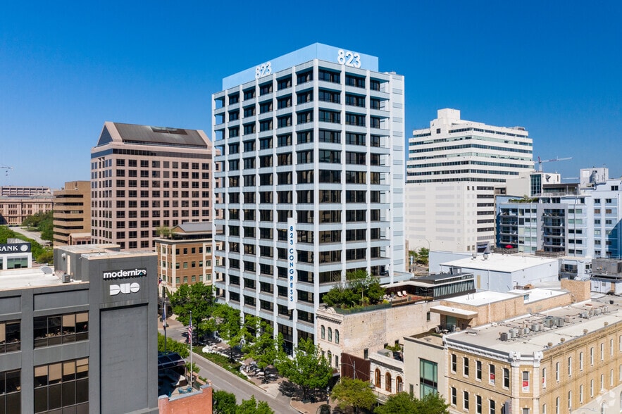 More Photos Of 823 Congress Ave, Austin Office For Lease