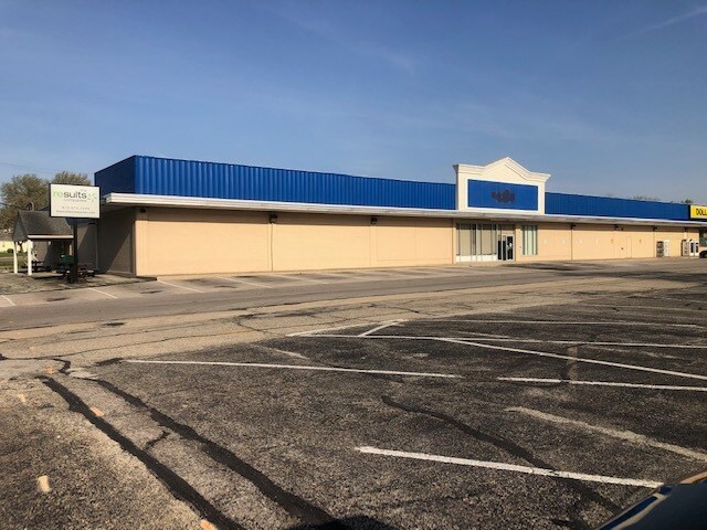 More Photos Of 216-236 Pratt St, Streator Unknown For Lease