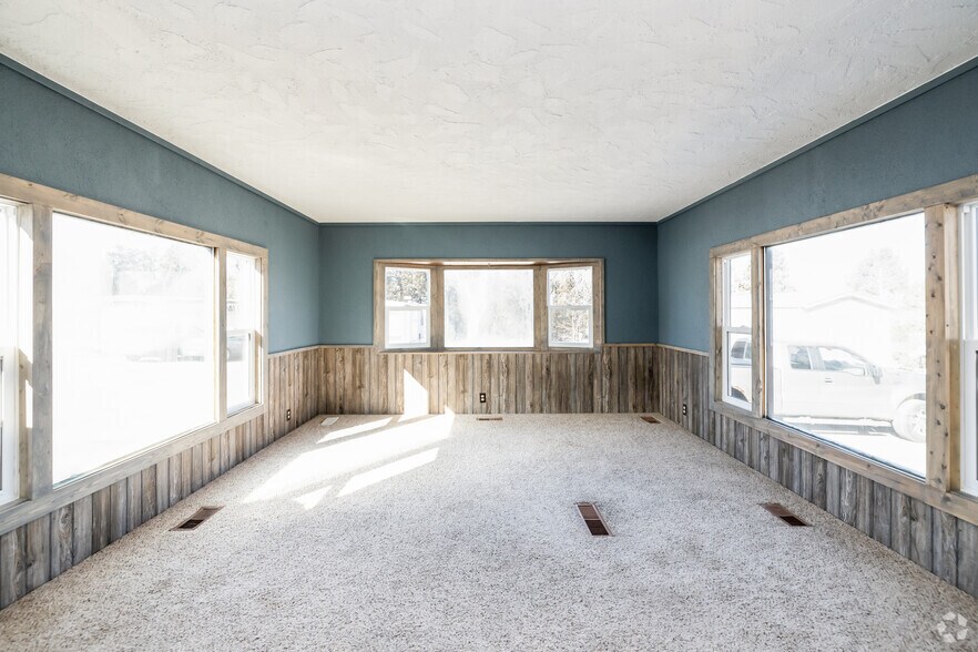 More Photos Of 1010 Maple St, Chadron Manufactured Housing Mobile Home Park For Sale