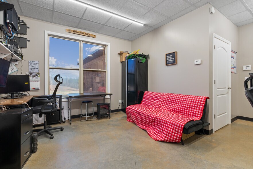 More Photos Of 1310 County Road 269, Wedowee Golf Course Driving Range For Sale