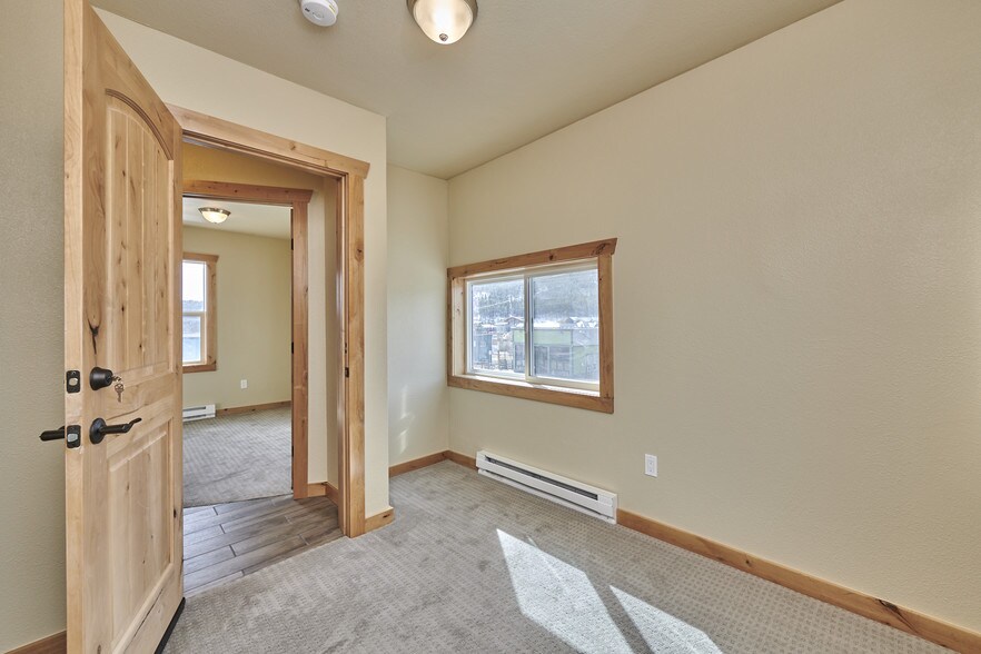 More Photos Of 1 W 1st St, Nederland Storefront Retail Office For Lease