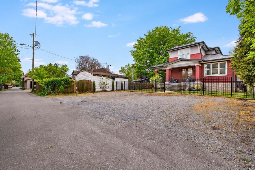 More Photos Of 1308 6th Ave N, Nashville Office Residential For Sale