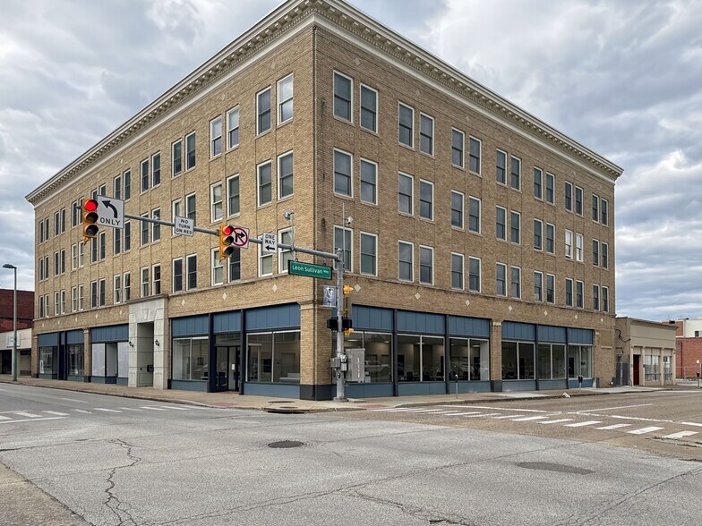 More Photos Of 1038 Quarrier St, Charleston Coworking Space