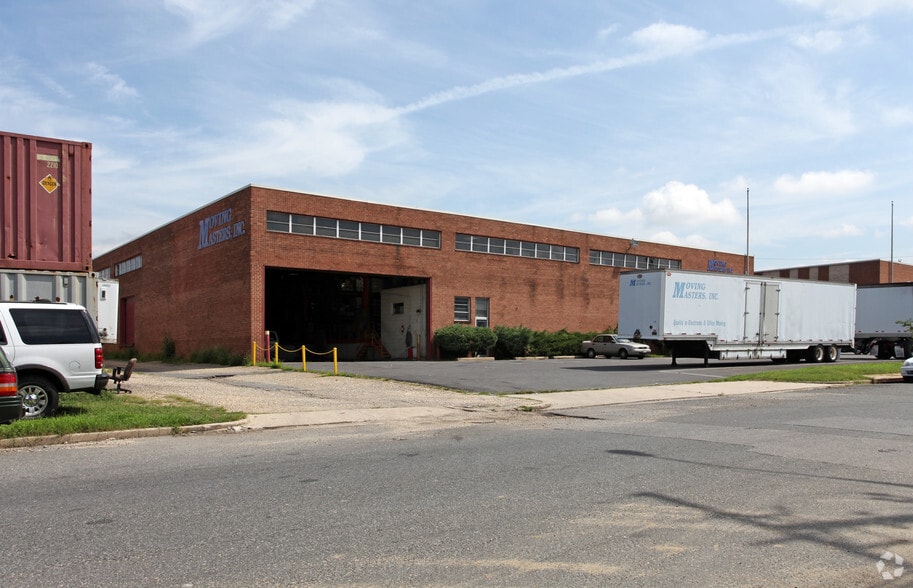 Primary Photo Of 4900 Frolich Ln, Hyattsville Warehouse For Lease