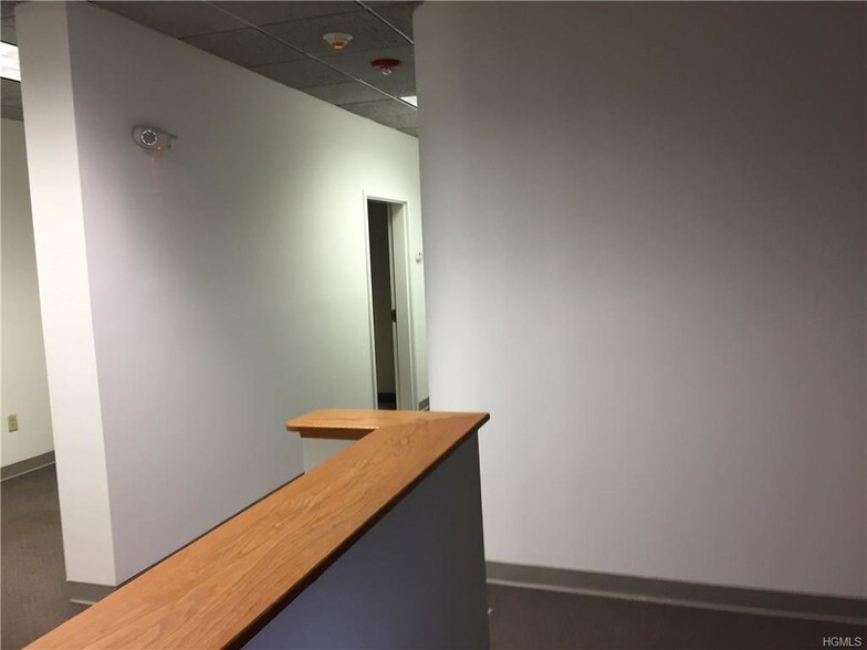 More Photos Of 53 Route 17K, Newburgh Office For Lease