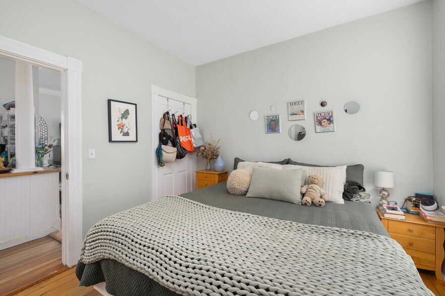 More Photos Of 54 Barton St, Providence Apartments For Sale