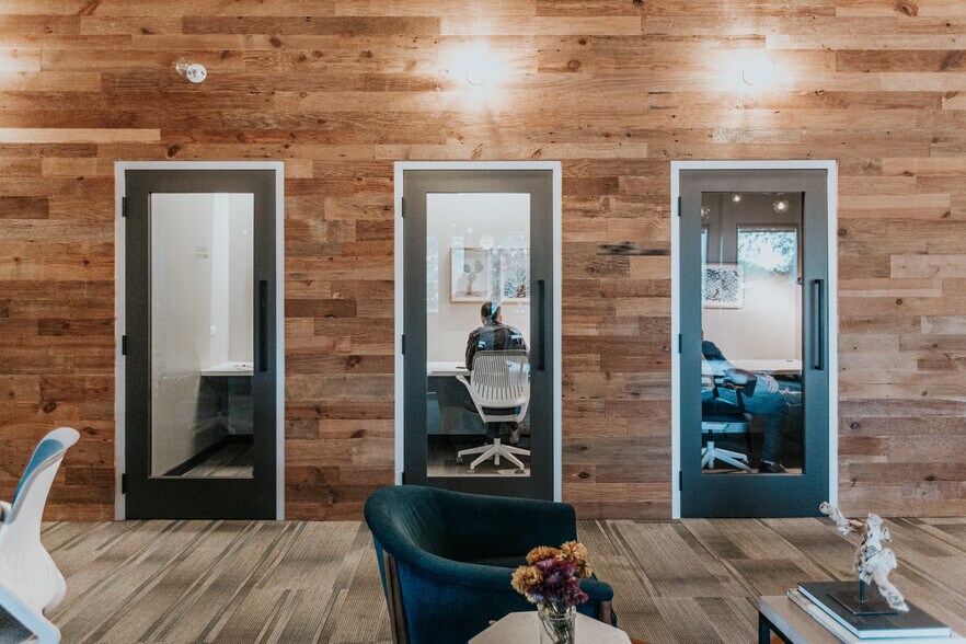 More Photos Of 2301 W Anderson Ln, Austin Coworking Space