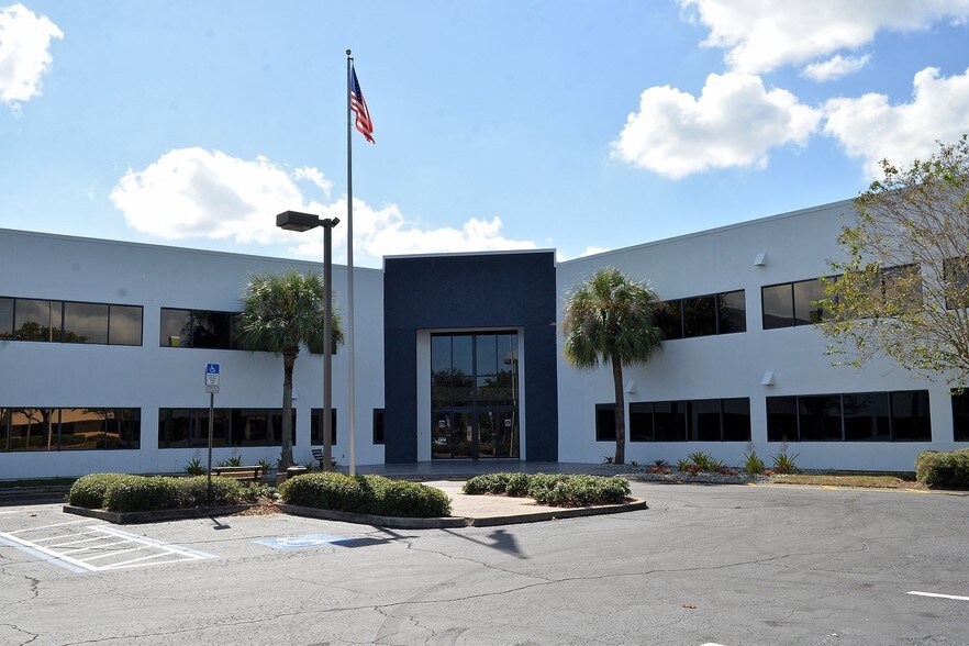 More Photos Of 7700 Southland Blvd, Orlando Office For Lease