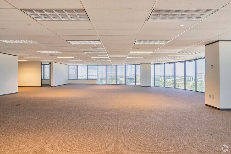 More Photos Of 363 N Sam Houston Pky E, Houston Office For Lease