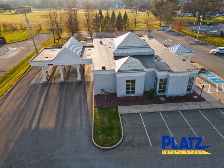 More Photos Of 3960 South Ave, Youngstown Bank For Sale