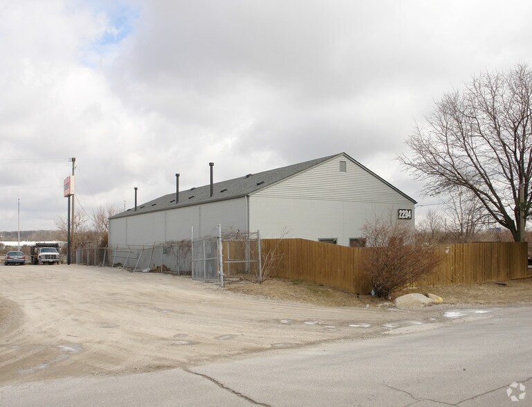 More Photos Of 2294 Scioto Harper Rd, Columbus Warehouse For Lease