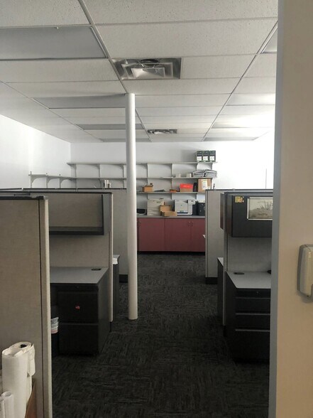 More Photos Of 951 Vallejo St, Denver Warehouse For Sale