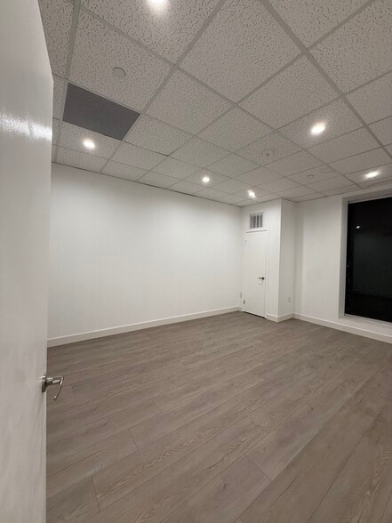 More Photos Of 2623 N San Fernando Rd, Los Angeles Warehouse For Sale