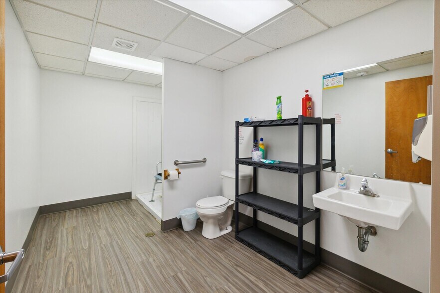 More Photos Of 1380 E Main St, Edmore Assisted Living For Sale