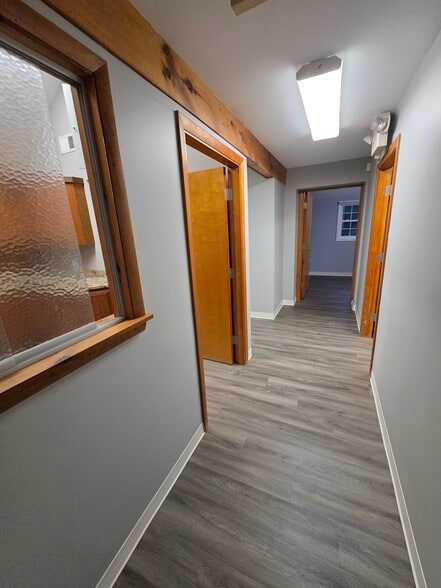 More Photos Of 1062 Portland Cobalt Rd, Portland Office For Lease