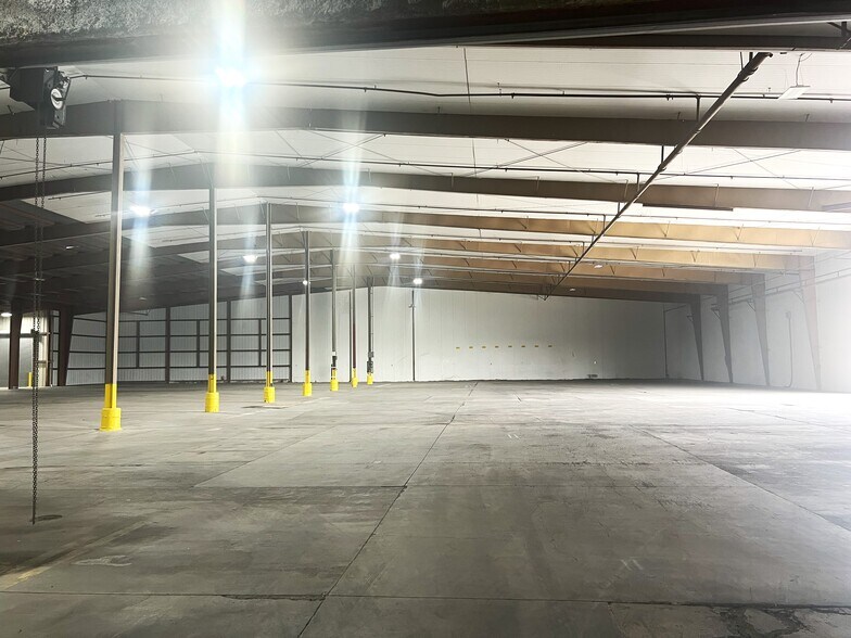 More Photos Of 3045 S Avenue 3 E, Yuma Warehouse For Lease