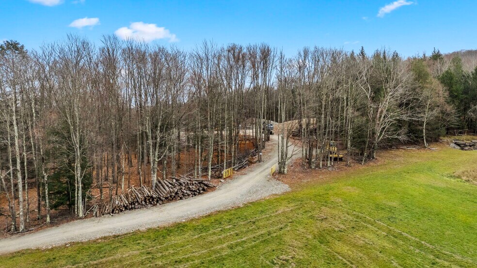 More Photos Of 365 Meade Rd, Susquehanna Specialty For Sale