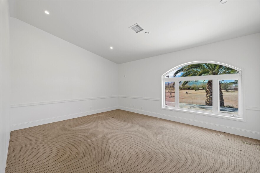 More Photos Of 721 Buol Rd, Pahrump General Retail For Sale