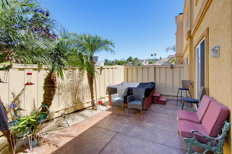 More Photos Of 7565 Romeria St, Carlsbad Apartments For Sale