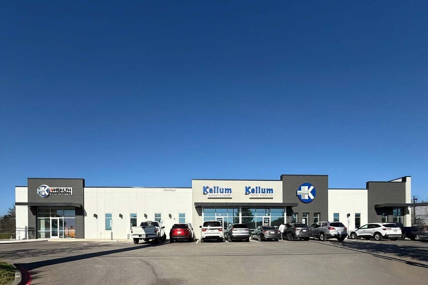 Primary Photo Of 9955 Braun Rd, Helotes Medical For Sale