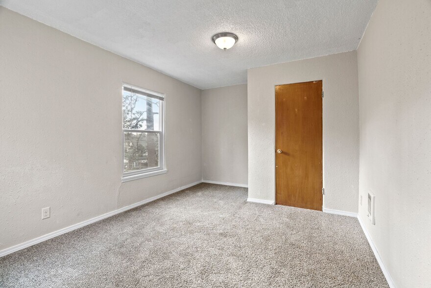 More Photos Of 901 S Lincoln St, Spokane Multifamily For Sale