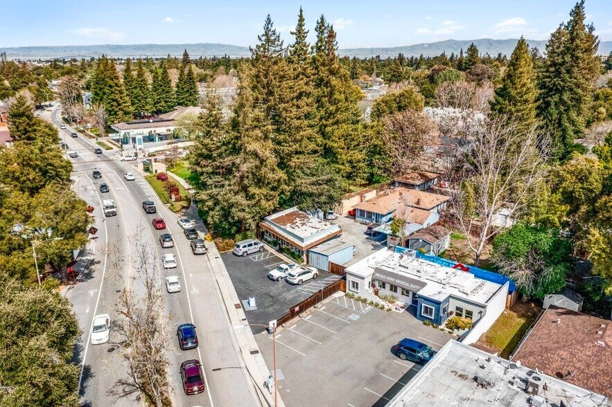 More Photos Of 418 Willow Rd, Menlo Park Office For Lease