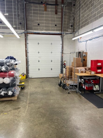 More Photos Of 319 Mill St NE, Vienna Warehouse For Sale