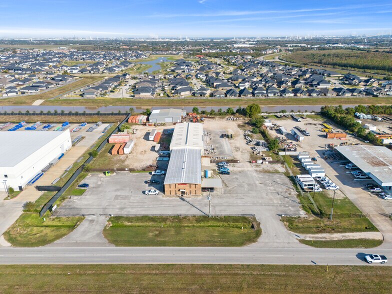 Primary Photo Of 11837 W Fairmont Pky, La Porte Warehouse For Lease
