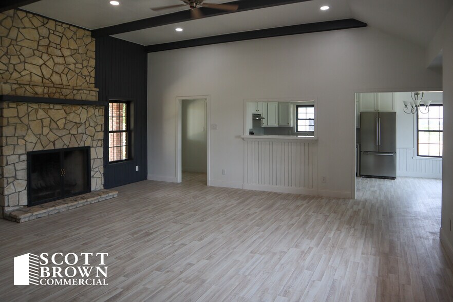 Primary Photo Of 10935 FM 1385, Pilot Point Unknown For Lease