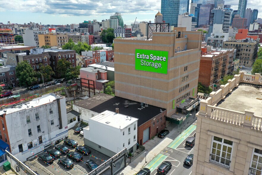 More Photos Of 3711 Crescent St, Long Island City Land For Sale