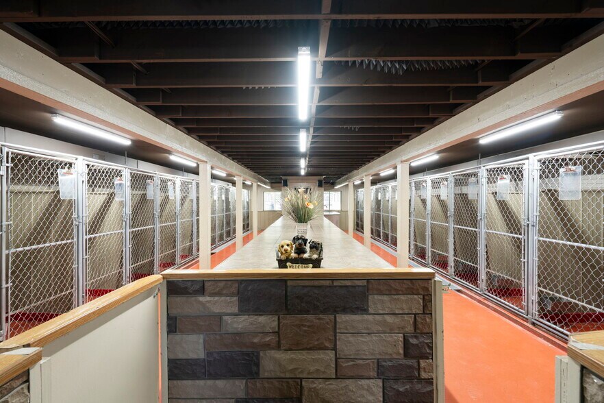 More Photos Of 282063 Twp Rd 224A, Rocky View No 44 Veterinarian Kennel For Sale