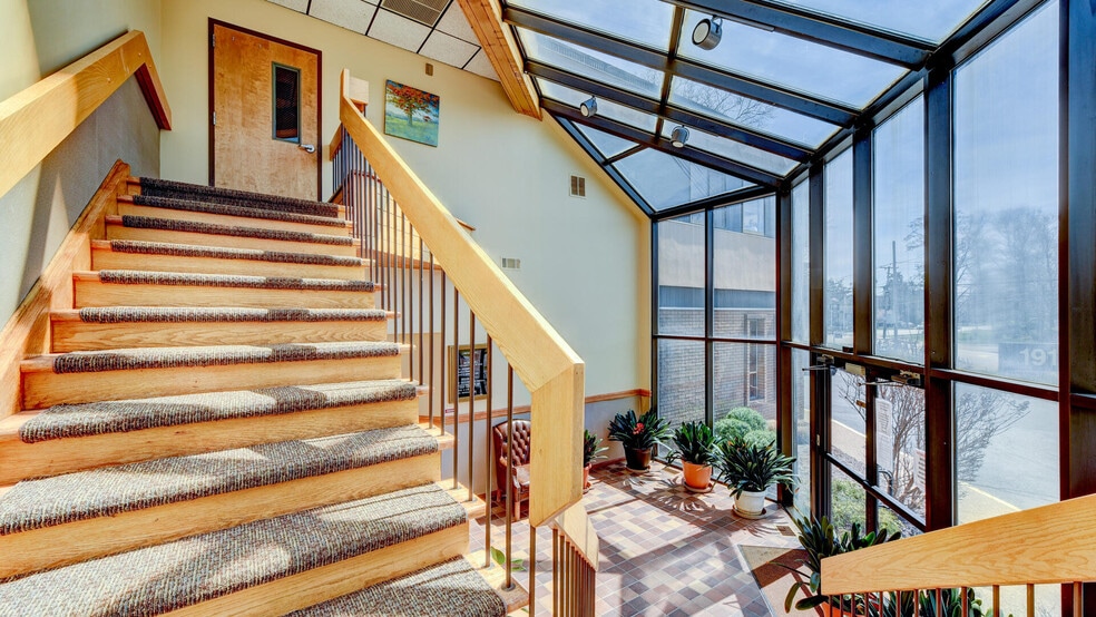 More Photos Of 191 Hamburg Tpke, Pompton Lakes Office Residential For Sale