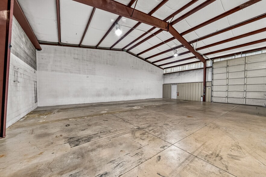 More Photos Of 729 Welch St, Medford Warehouse For Sale