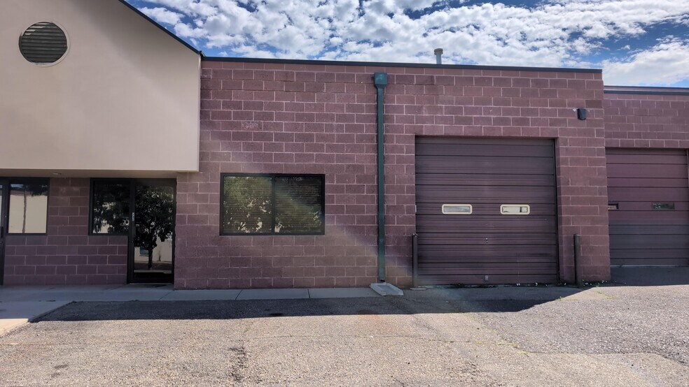 More Photos Of 5757 Arapahoe Ave, Boulder Warehouse For Lease