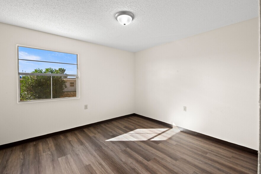 More Photos Of 5314 Blanco Ave, El Paso Office Residential For Sale